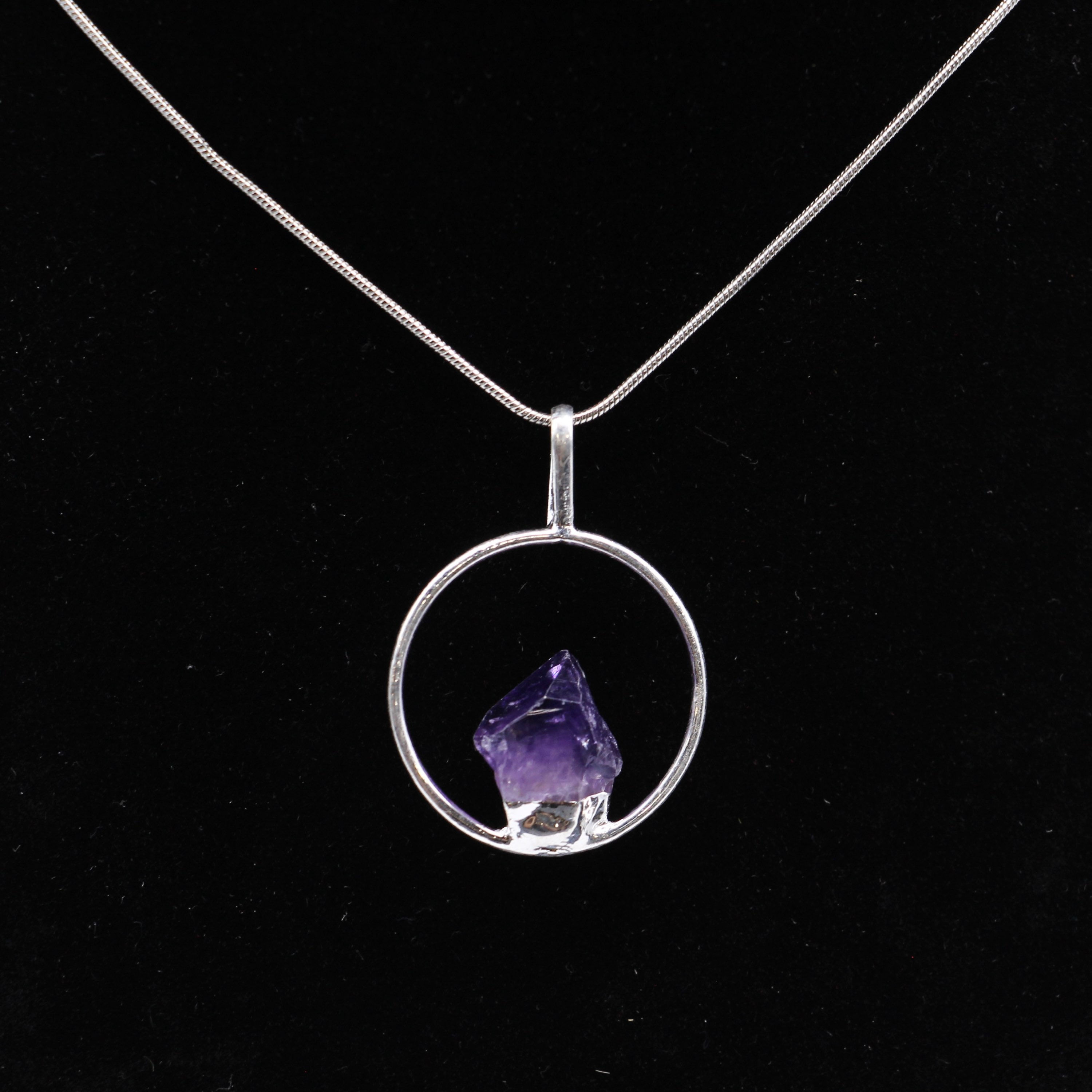 Amethyst in circle pendant - 5pcs (chain not included )