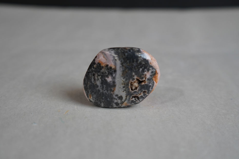 Thumbnail: Rhodochrosite free form