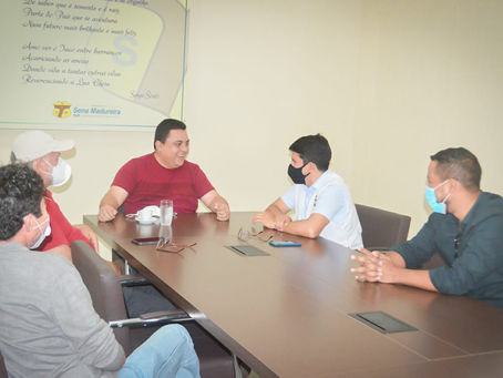 Vice-Prefeito Gilberto Lira recebe a visita do Deputado Estadual Jenilson Leite 
