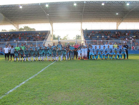 Prefeitura realiza amistosos de futebol de campo em alusão ao aniversário de Sena Madureira