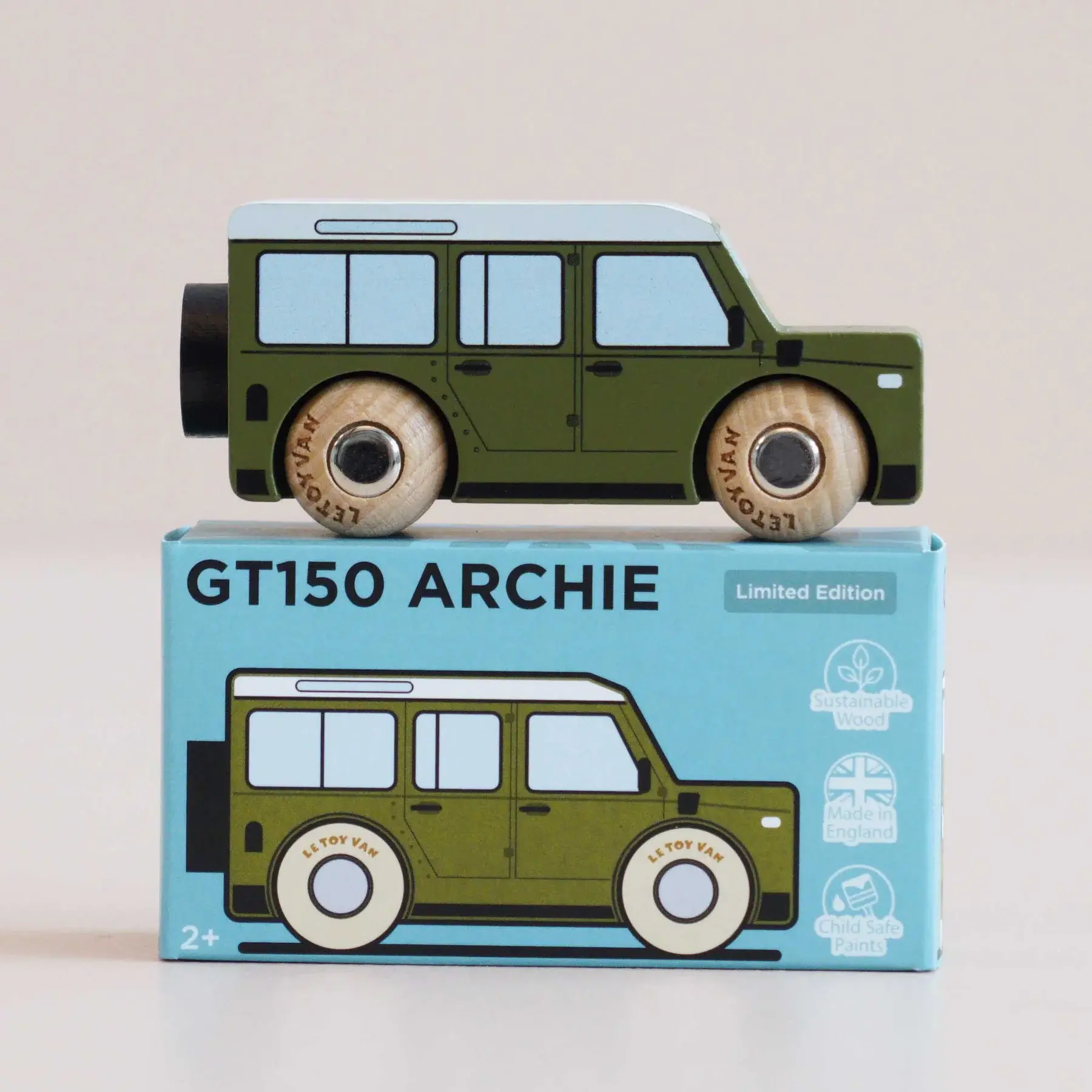 GT Archie Wooden Landrover