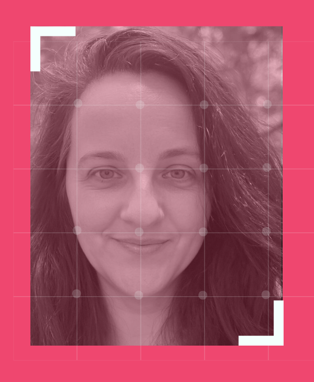 Duotone, pink image of Cindy Jackson, the founder and lead writer of Mrs Prime Unpacked blog.