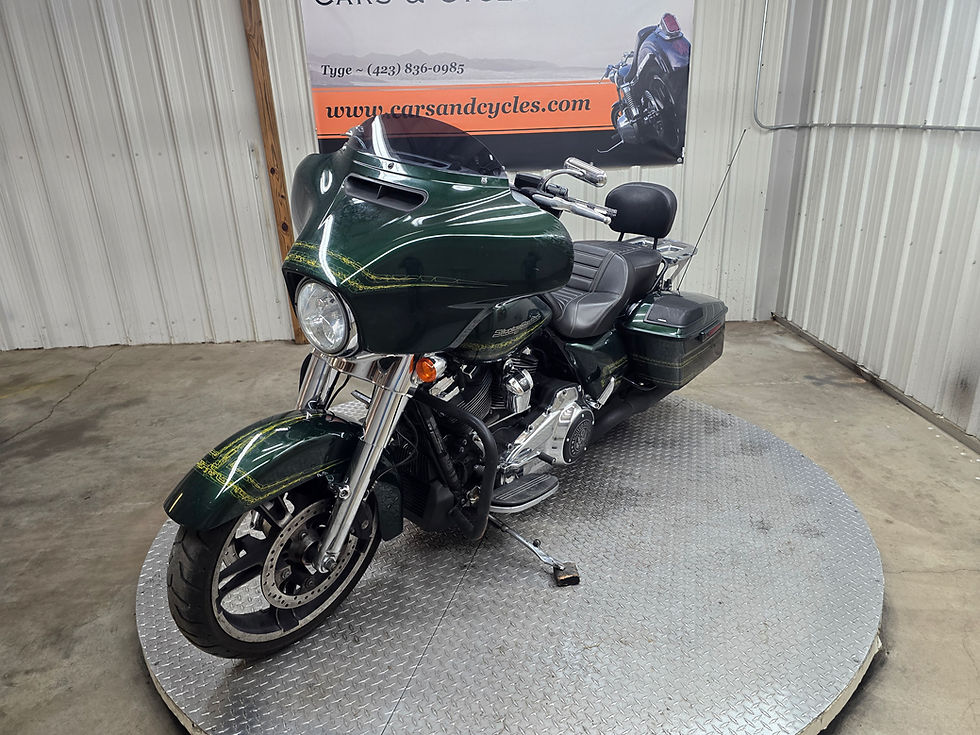 Thumbnail: 2019 HARLEY DAVIDSON STREETGLIDE FLHX M-28