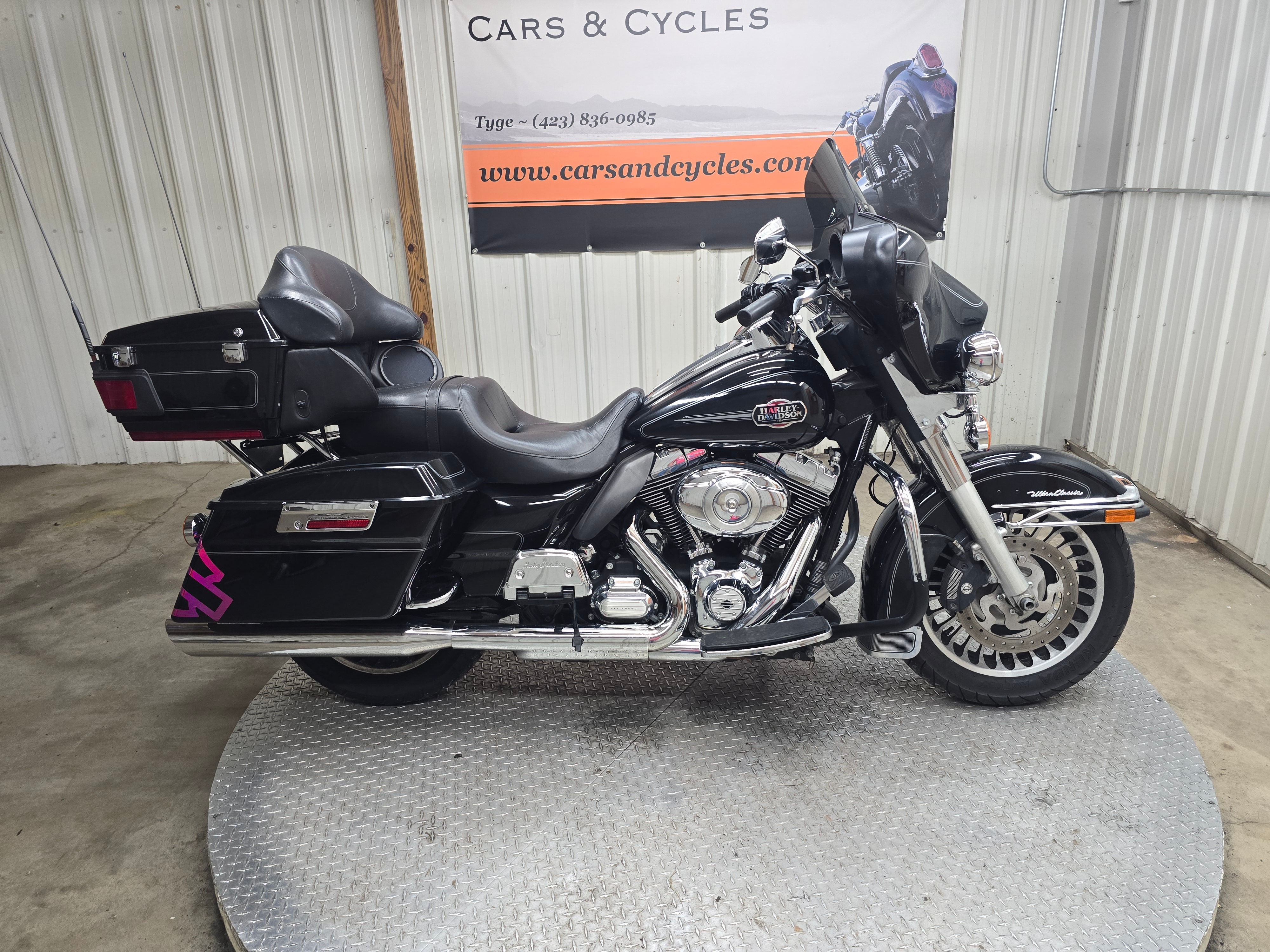2012 HARLEY DAVIDSON ULTRA CLASSIC FLHTCUI M-23