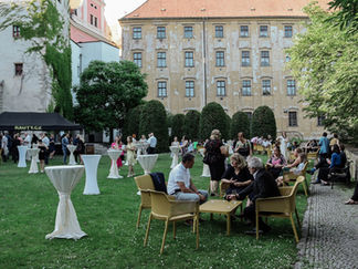 Děkan pedagogické fakulty znovu ocení nejlepší vyučující. Nominujte své favority!