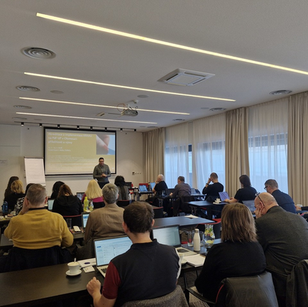 Akreditace a implementace KRAAU na PdF UP: strategické směry učitelského vzdělávání