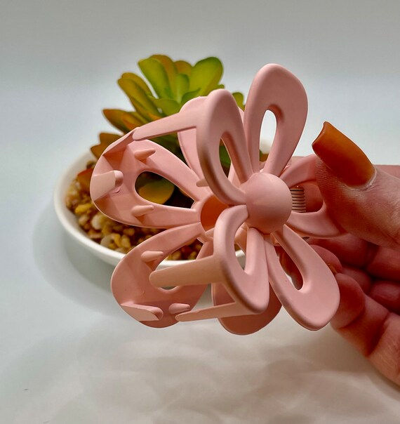 Thumbnail: Soft Pink Flower Hair Claw Clip