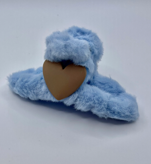 Thumbnail: Fuzzy Plush Heart Hair Claw Clip