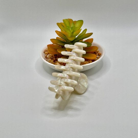 Thumbnail: Ivory Marble Acetate Hair Claw Clip