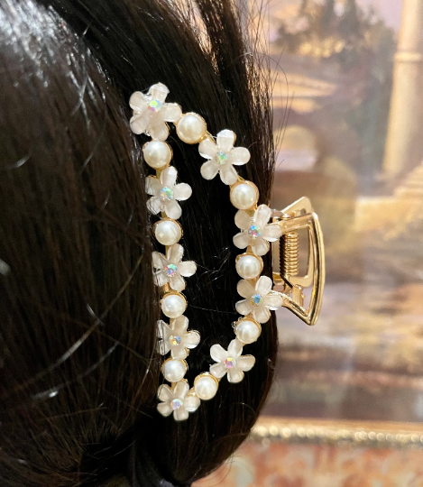 Thumbnail: Zircon Flowers Metal Hair Claw Clip