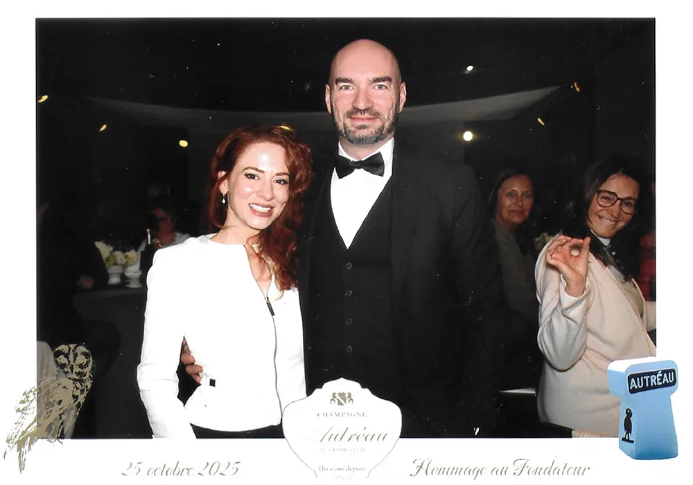 Mari Rosa et Thibaut de Little Star Paris à la Maison de Champagne Autréau de Champillon — animation musicale pour l'anniversaire du fondateur, Montagne de Reims