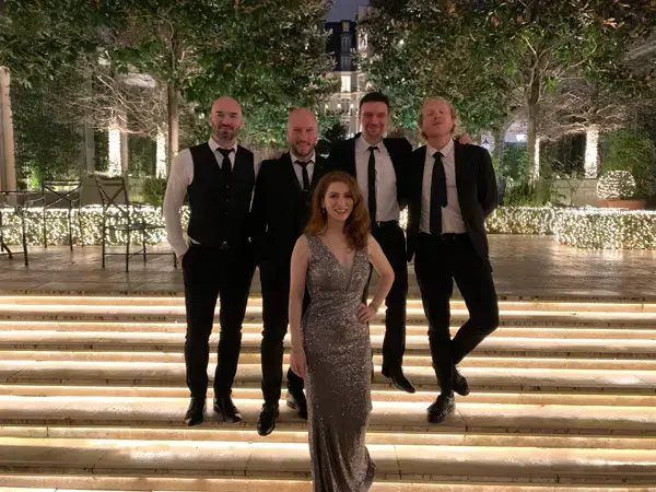 Orchestre live lors d’un mariage ou événement privé au Ritz Paris – Little Star Paris Île-de-France