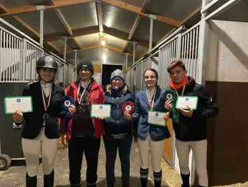 Foto gruppo equiria.webp