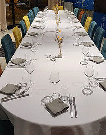La Grande Salle pour vos repas de famille ou d 'affaire .