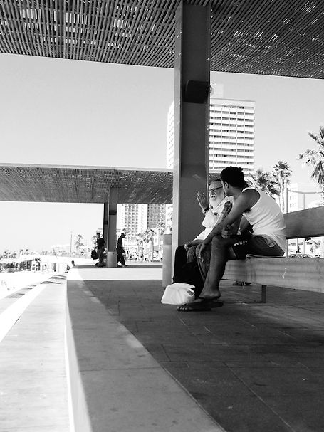 streetphotography Israel Tel Aviv photographed by Anja Schwenke alias PHOTO MOTIF