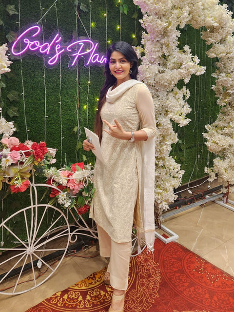 High-Profile Wedding Anchor.