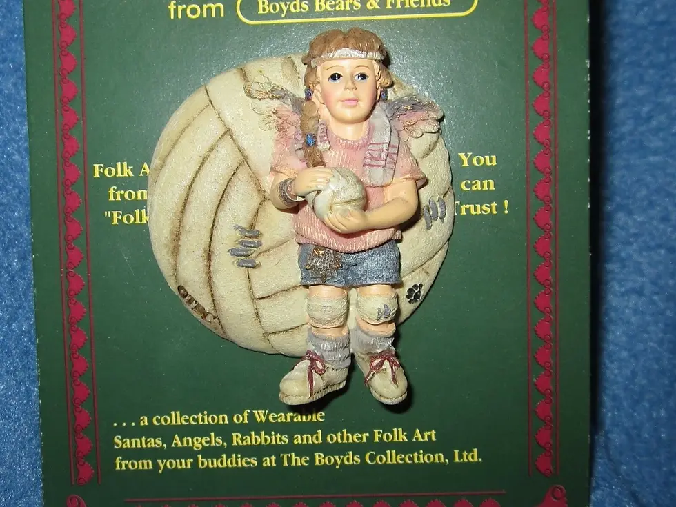 Thumbnail: Boyds Pin Folkwear Heather Guardian Angel of VolleyBall 26425