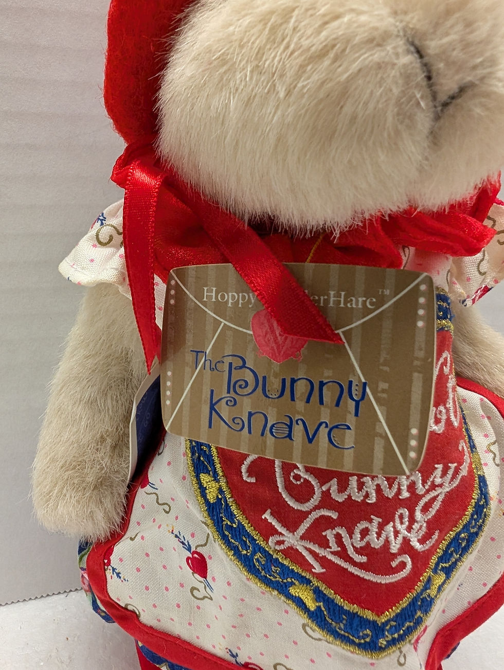Thumbnail: North American Bunny Knave Hoppy 4436 Queen of Hearts Collection