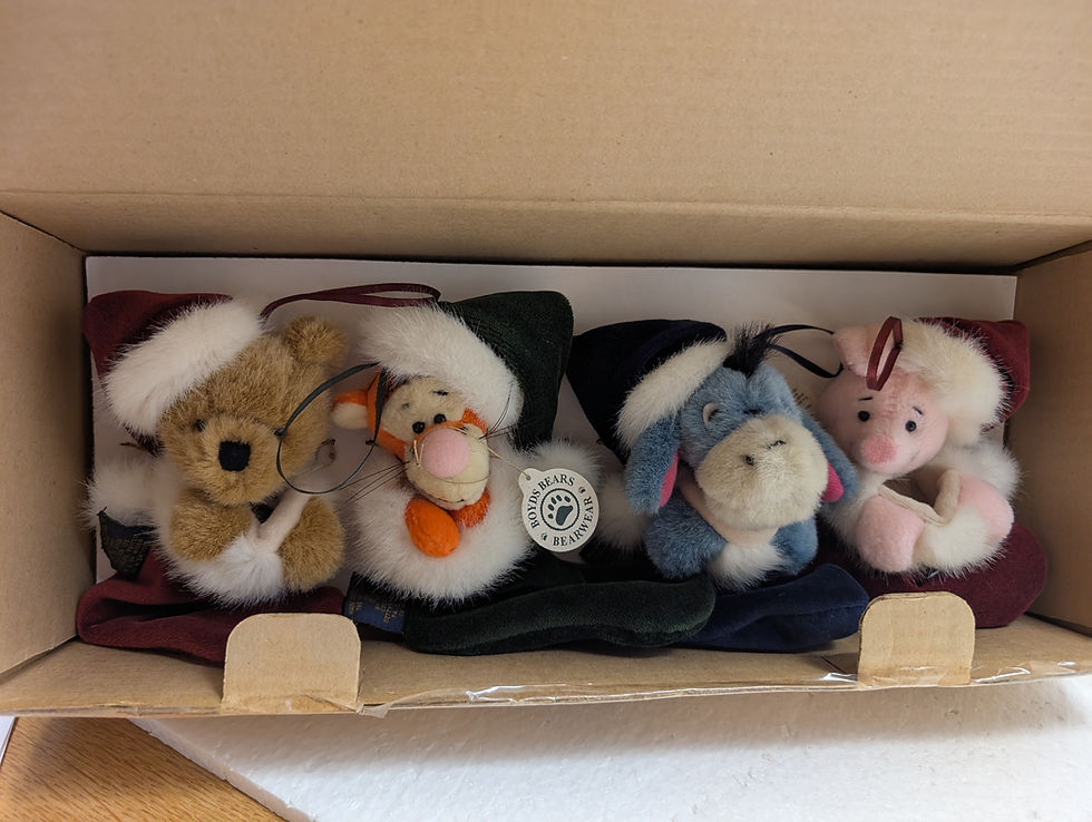 Thumbnail: Boyds Disney Plush  Ornaments 1999 Xmas Winnie the Pooh Plush Set 94964DS