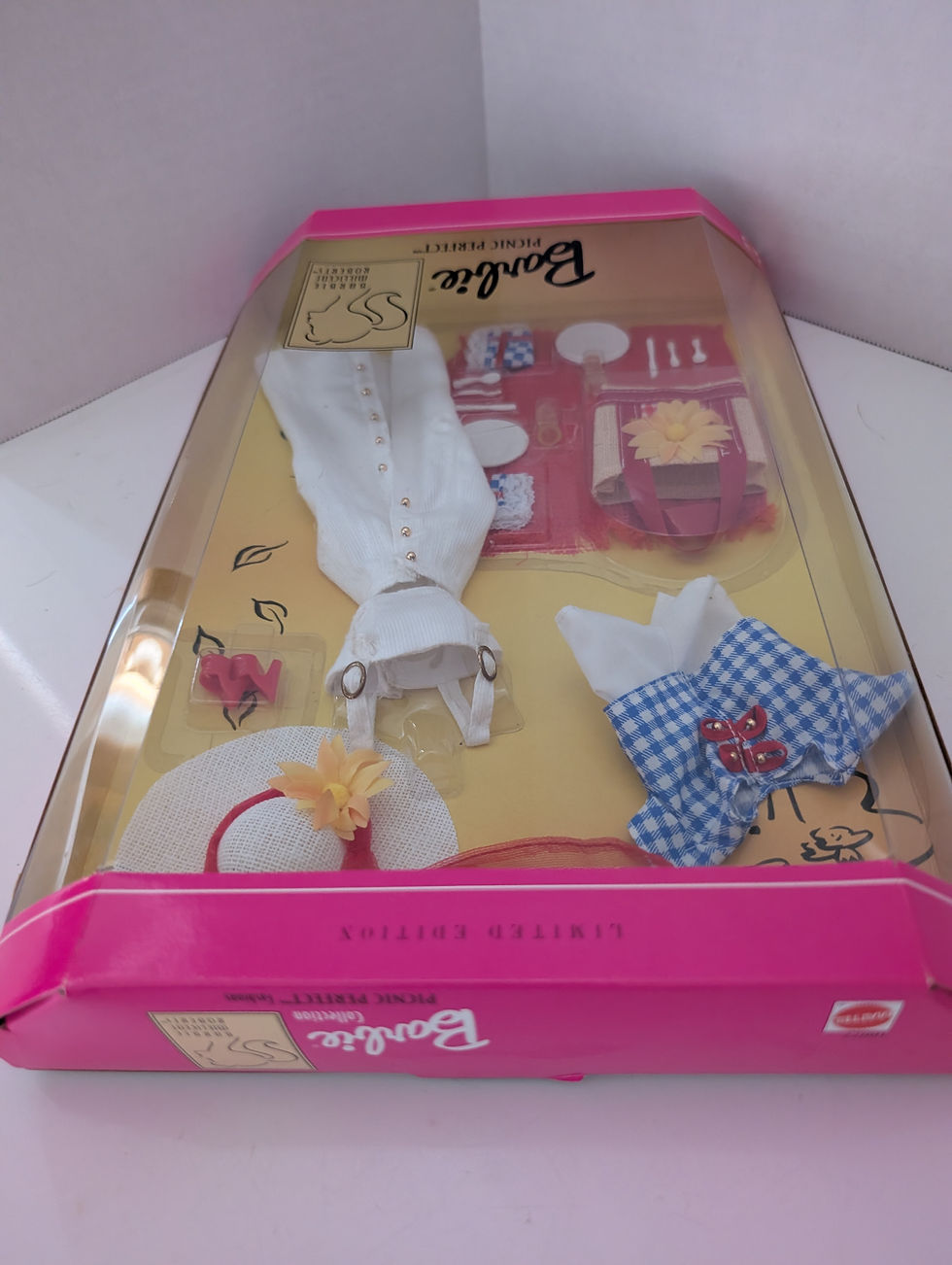 Thumbnail: Barbie Picnic Perfect Outfit. 16077
