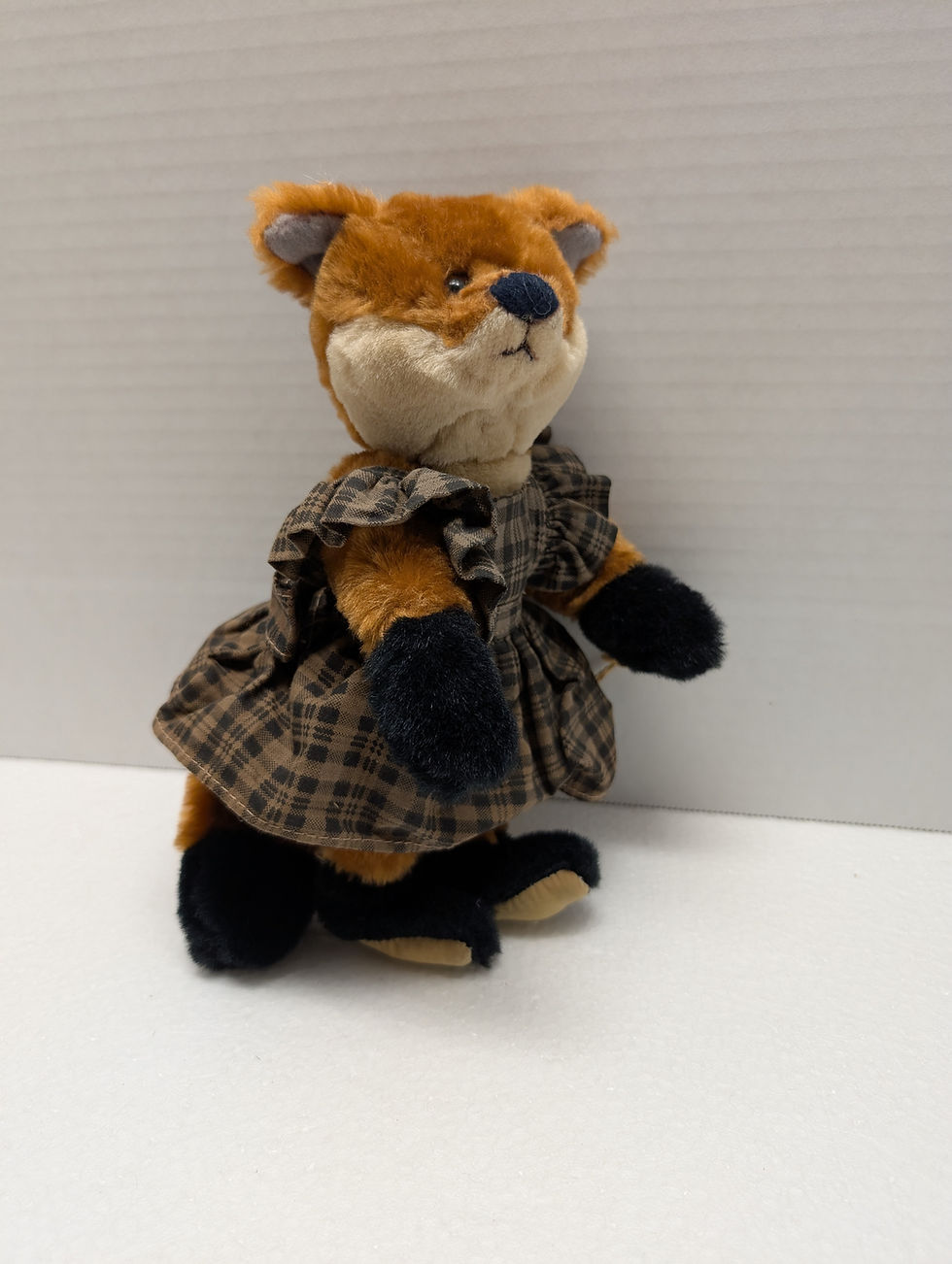 Thumbnail: Ganz Cottage Collectibles Fran Fox CC143 9" Designed by Loraine Chien