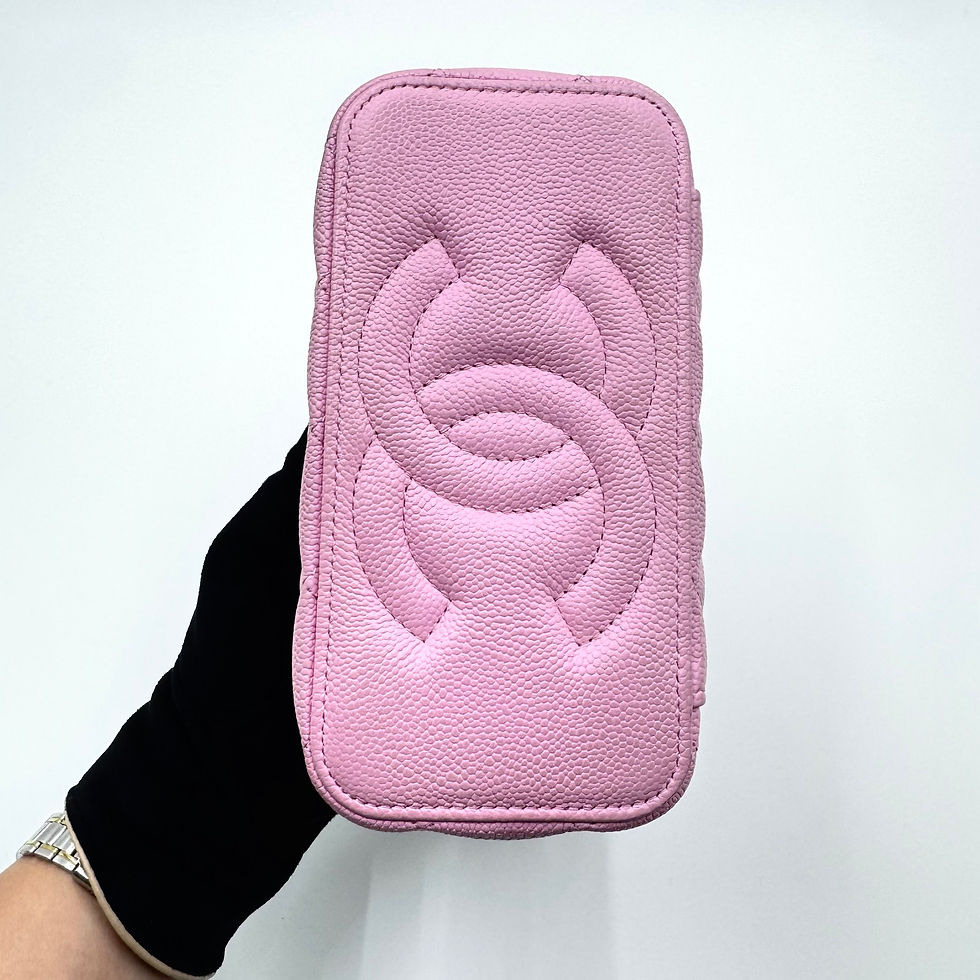 Thumbnail: Pre-owned | Chanel Small Sweetheart Vanity Bag in Pink Caviar Leather GHW