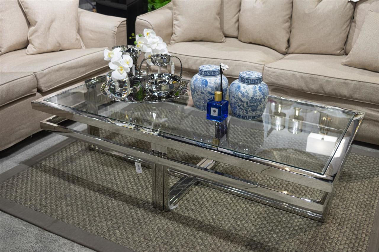 Camlı Parlak Çelik Sehpa 143x73x41cm