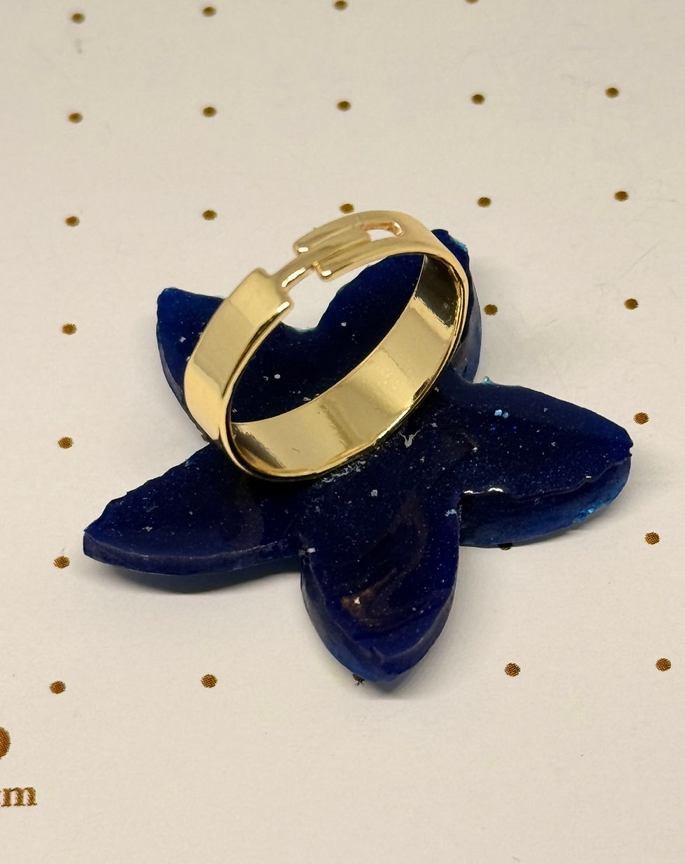 Küçük resim: Aura Çiçeği Yüzük