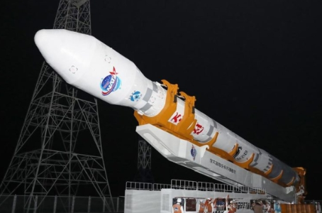 (04.27.24) 북한 "美 군사적 준동 감시할 우주정찰 임무 계획대로 결행"