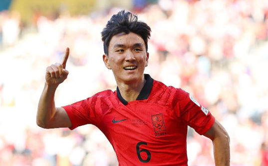 황인범, PK로 시즌 3호골…즈베즈다, 선두 파르티잔 맹추격