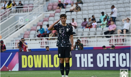 42초 만에 데뷔골 넣은 이영준, 그라스호퍼 '8월의 선수' 선정