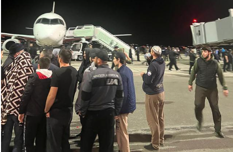 러시아 공항 도착한 이스라엘발 여객기에… 러 시위대 습격