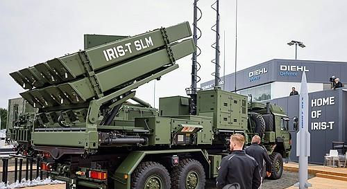 "독일 군수공장서 불…우크라 원조 방해하려는 러 소행 가능성"