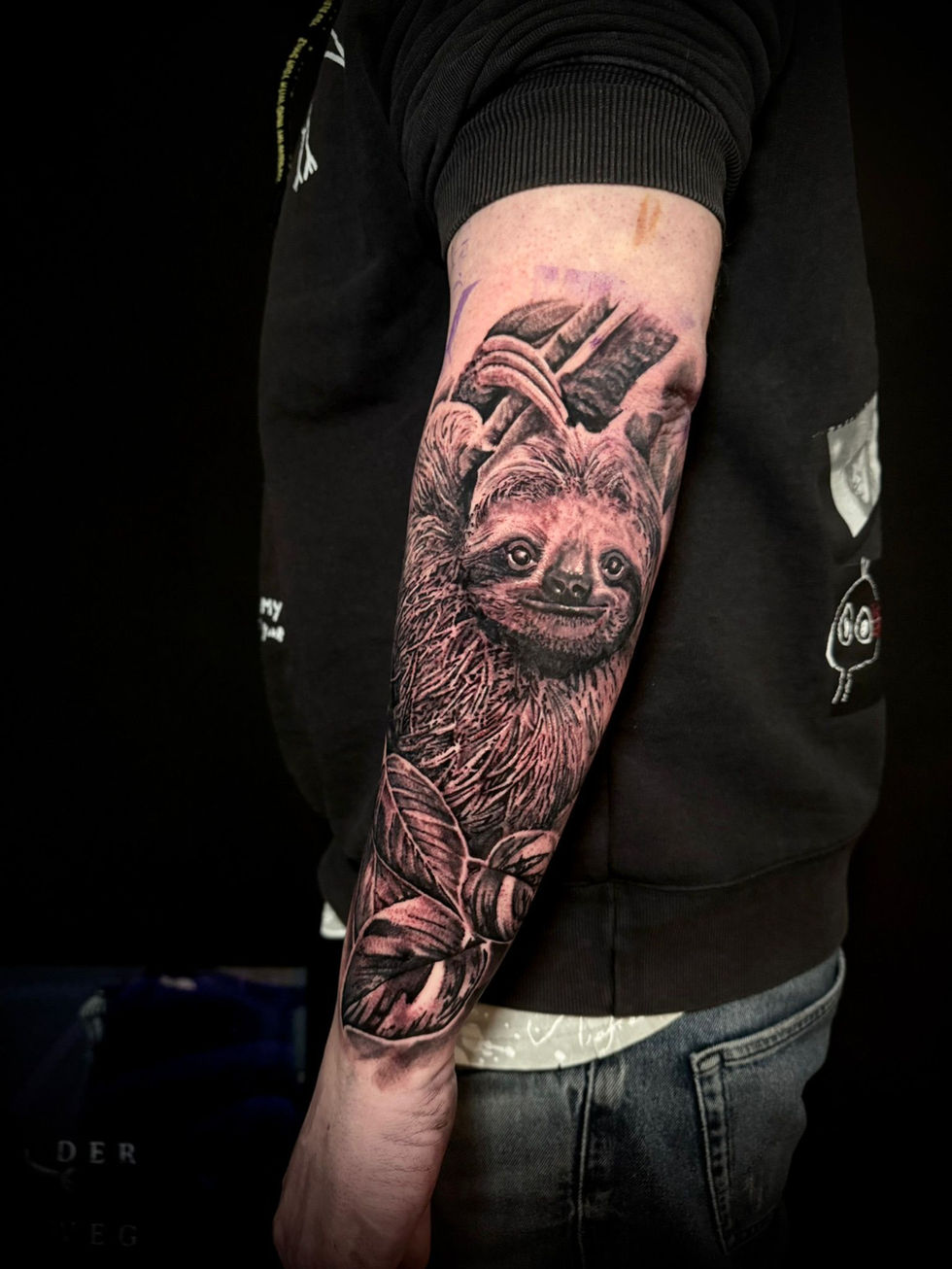 Clem Intenebris. Tatoueur Réaliste .Lannion 22. Tatoueur collectif Tatoueurs Tatouages France