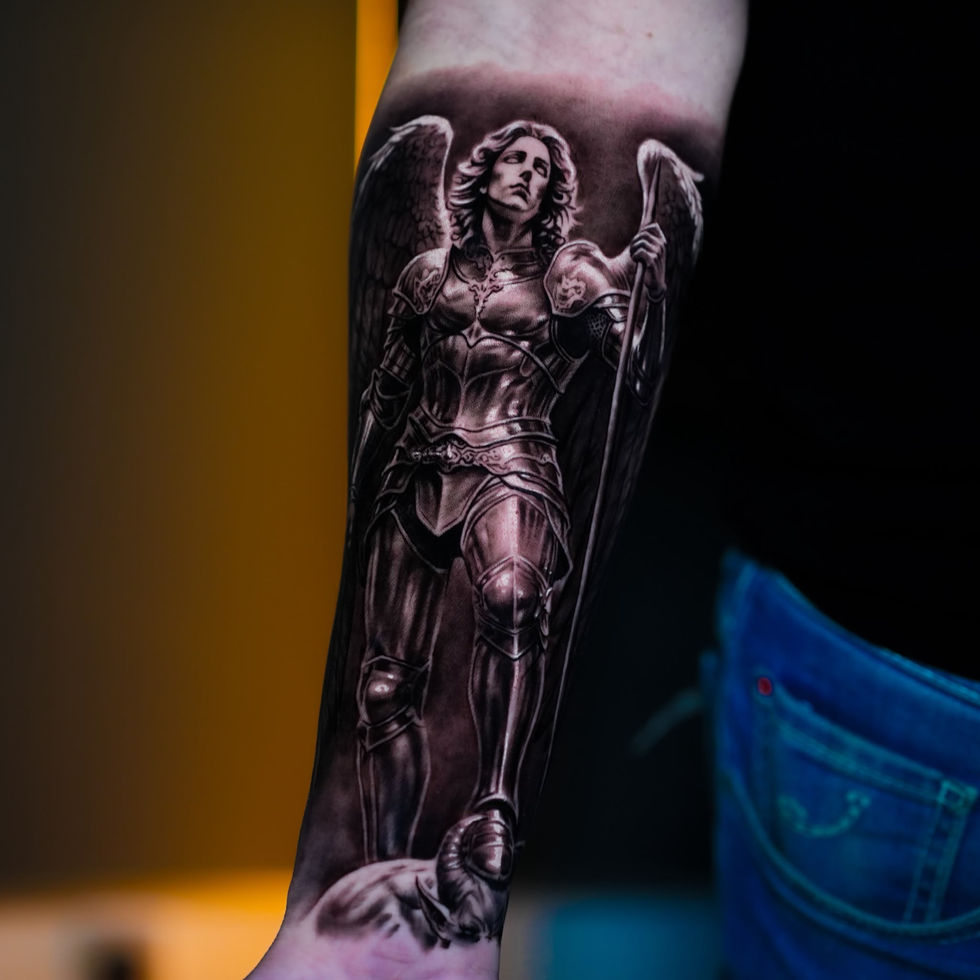 Tatouage réalisme d'un ange guerrier par M K.ink à Piscop 95