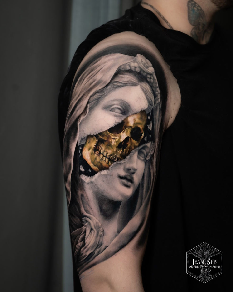 Auprès de mon arbre tattoo / Tatoueur réaliste Puyvert