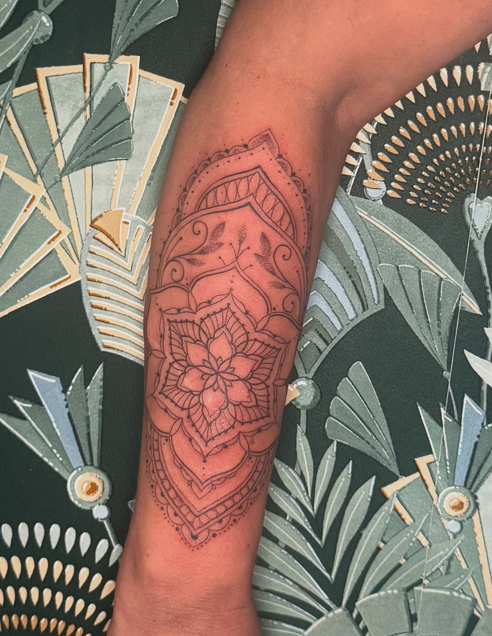 Lou Tattoo. Clamart 92. Collectif tatoueurs tatouages France