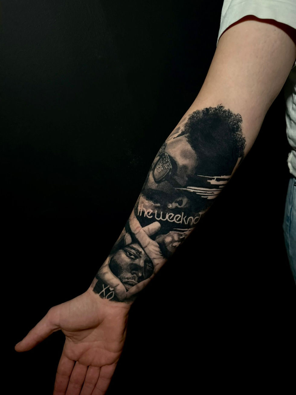 Clem Intenebris. Tatoueur Réaliste .Lannion 22. Tatoueur collectif Tatoueurs Tatouages France