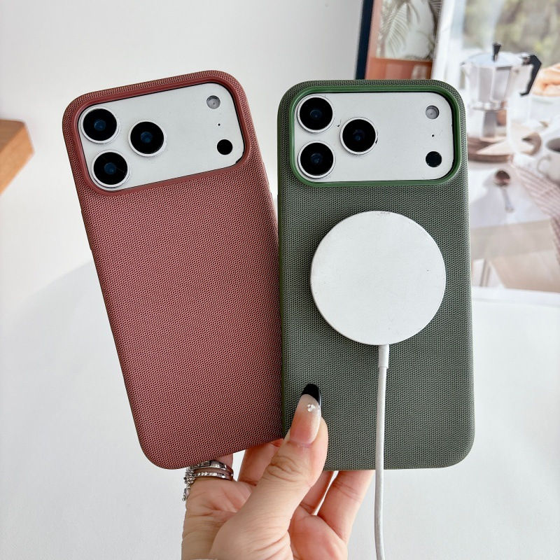 Thumbnail: Magnetic Fabric Phone Case for iPhone
