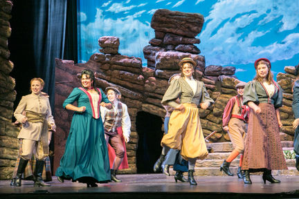 Pirates%202024%20Dress%20Aug%202%20by%20Lucas%20Buxman-14