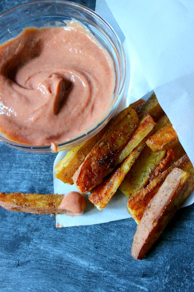 Copycat Red Robin Campfire Sauce - the best dipping sauce in the history of the world.
