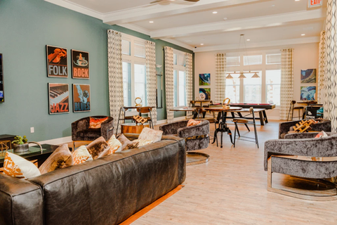 Game room and student lounge - Apartments Near Coastal Carolina University
