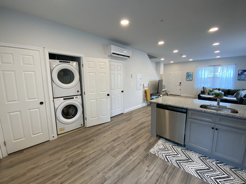 Washer and dryer in every unit! Apartments on University of Delaware Campus