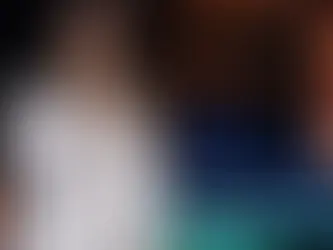 ROSALÍA DEVUELVE REGALO QUE LE TIRARON EN CONCIERTO POR SER MUY CARO!!