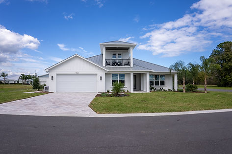 The Cessna, taxiway homes at Massey Ranch Airpark