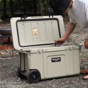 冰箱要出動喇！THE ICE ERA COOLER BOX55L