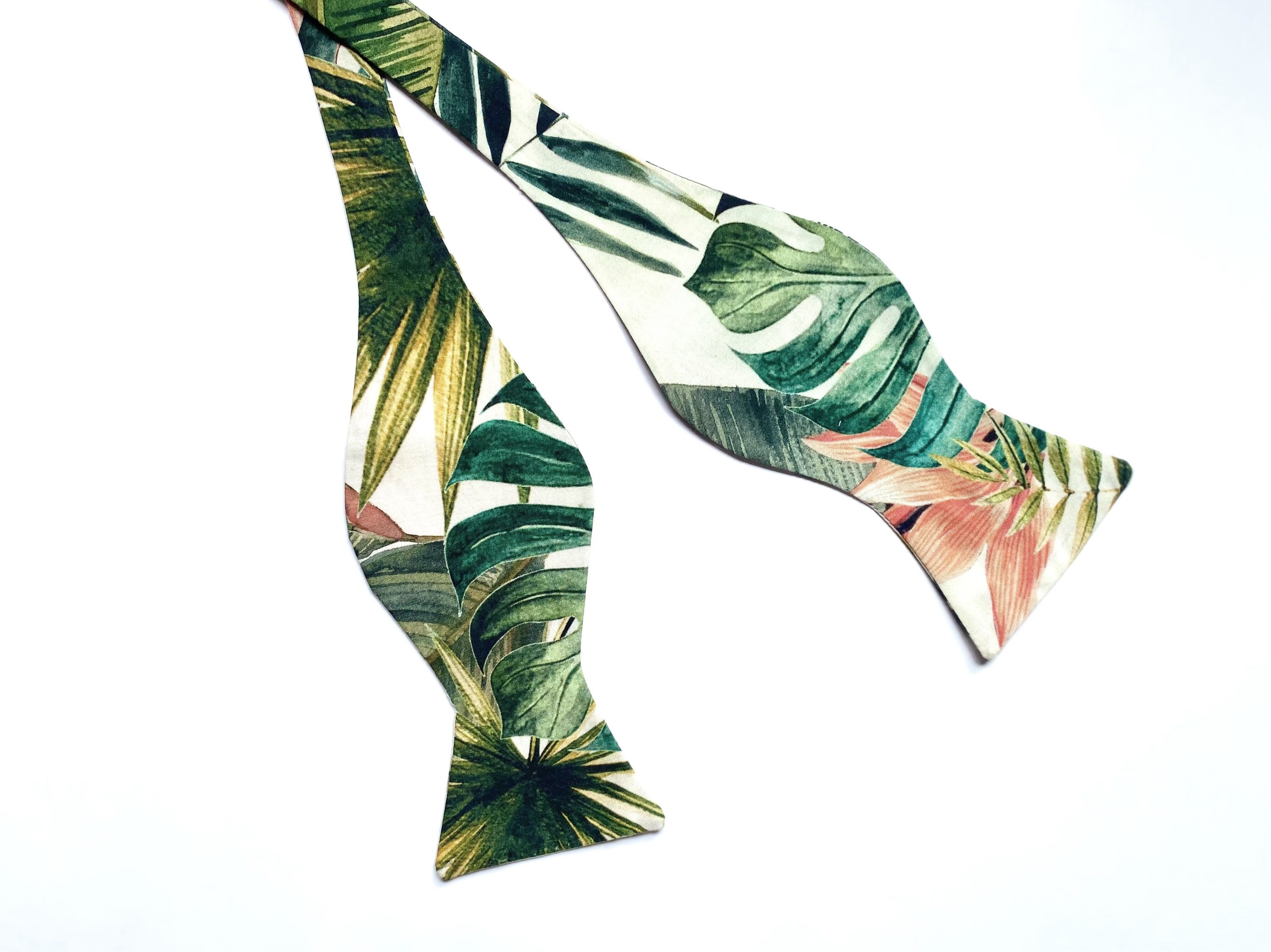Ravenshead Green Tropical Palm Leaf Self-tie Bow Tie