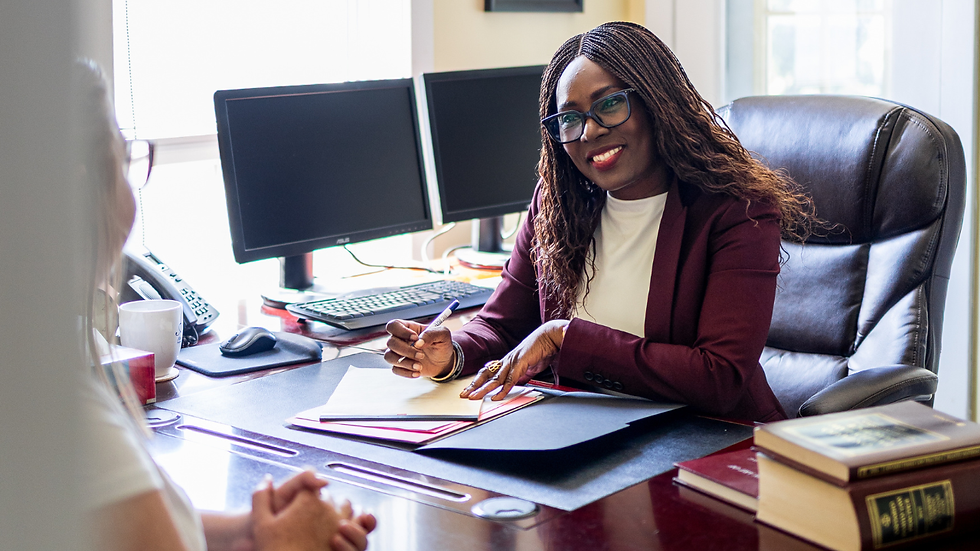 alt="Family lawyer in consultation with client discussing divorce process options"