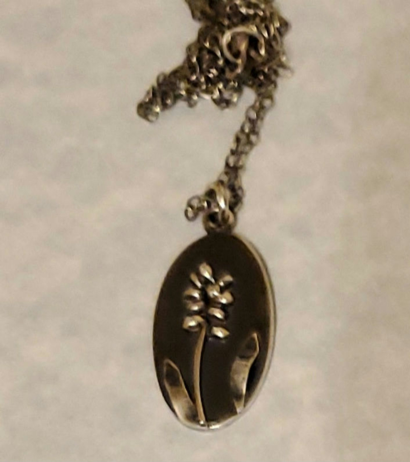 Lavender pendant w/leaves