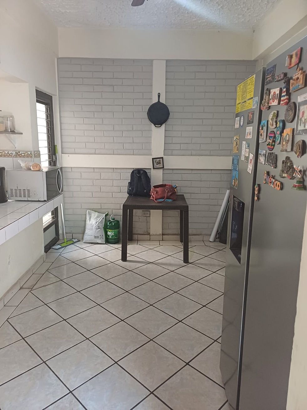 Miniatura: Amplia casa para uso residencial o comercial, San Nicolás, San Miguel